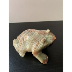 Vintage Chinese Handmade Natural Agate Frog Figurine Hand Craved Decorative
